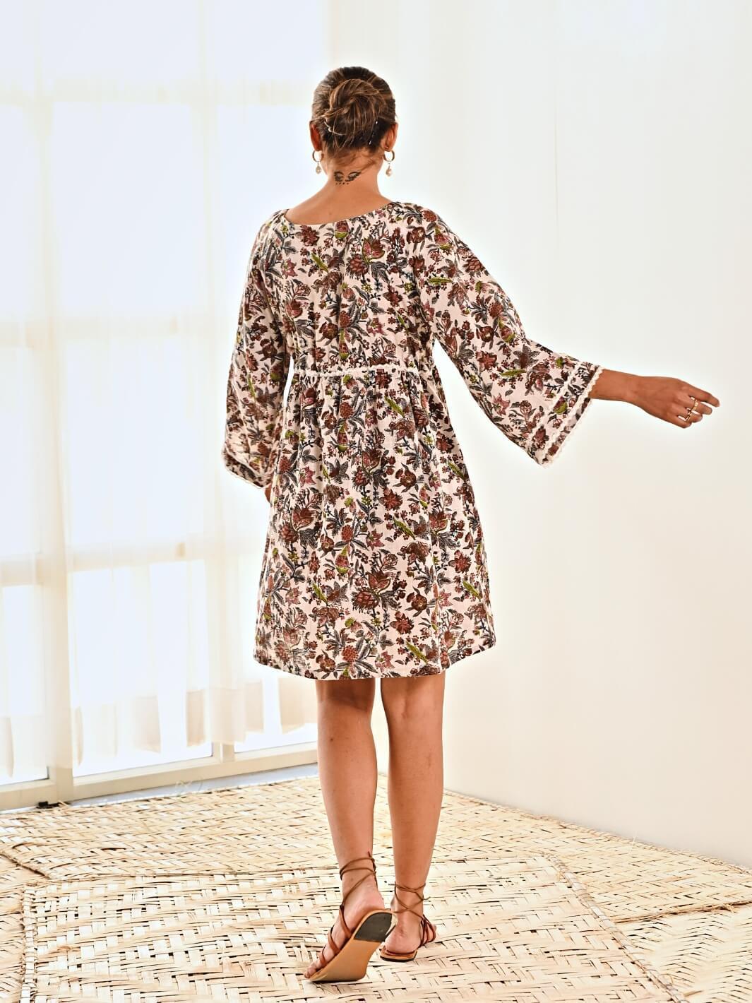 A Loves A Floral Printed Long Sleeve V-Neck Self Tie Maxi Dress | Dillard's